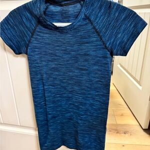 lululemon athletica Blue Short Sleeve Tee